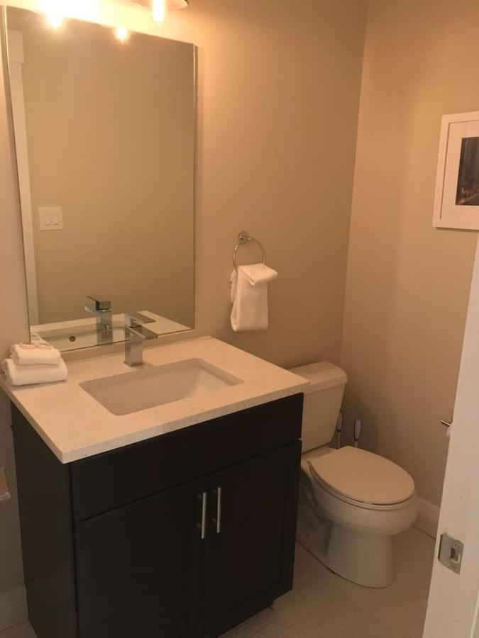 Renovated & Modern In Downtown Philly *