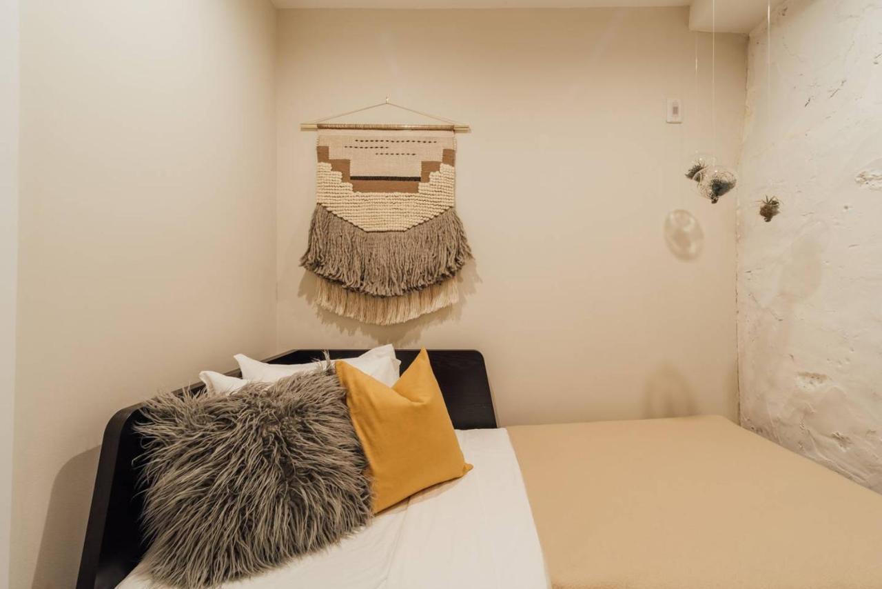 Renovated & Modern In Downtown Philly Apartment Philadelphia